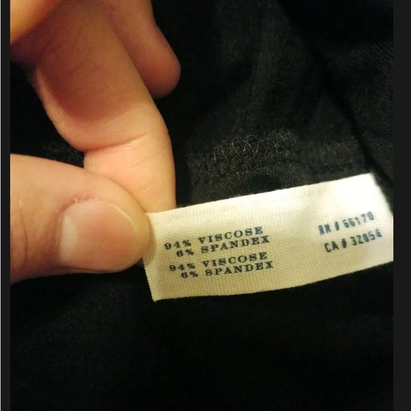 Really flattering! Anthropologie Leifsdottir Black Ruffled Ruched Skirt Sz 8 - Picture 4 of 7